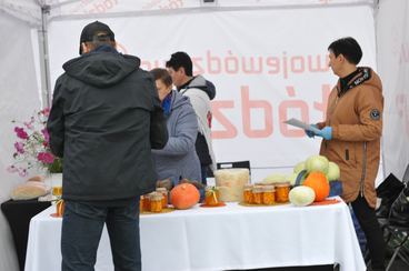 uż rok działają w Łodzi ryneczki „Prosto od rolnika”